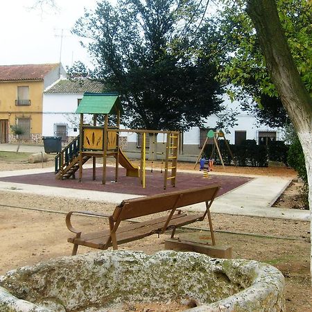 Senorio De Monterruiz Guest House Casas de Santa Cruz Exterior photo