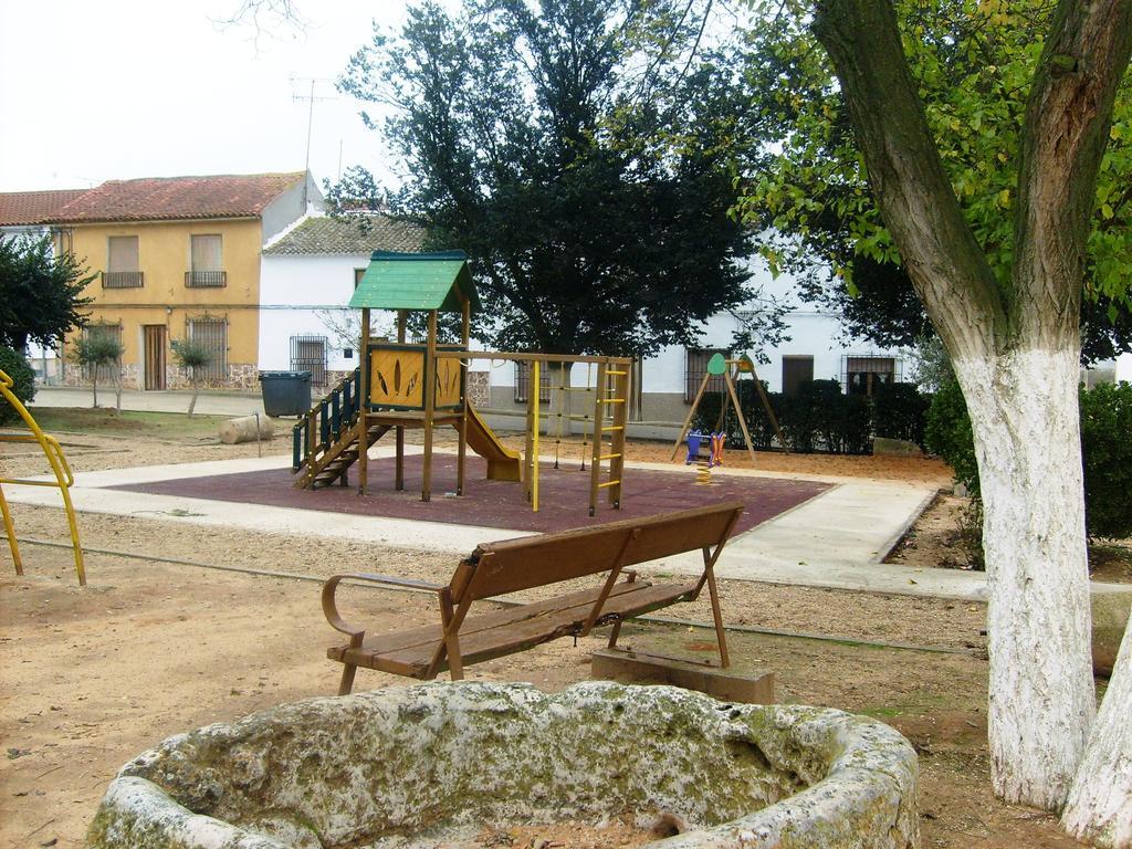 Senorio De Monterruiz Guest House Casas de Santa Cruz Exterior photo
